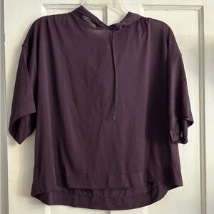 ATHLETA Vapor Hooded Tee Sz Medium Agate Purple Semi Sheer Oversized Athleisure